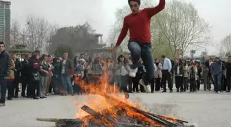 Ankara'daki Öğrenciler Nevruz'u Coşkuyla Kutladı