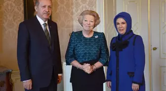 Başbakan Erdoğan, Hollanda Kraliçesi Beatrix ile Görüştü