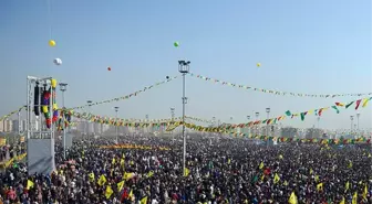 Diyarbakır'da Yüzbinler Toplandı