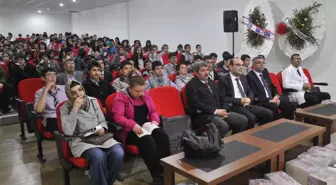 Öğrencilere Ücretsiz Kitap Hediye Edildi