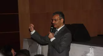 Bingöl'de 'Aile İçi İletişim' Konferansı