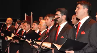İmamlar Konser Verdi