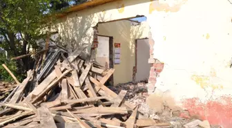Milli Eğitim Tapuyu Almayınca Okul Elden Gitti