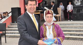 Nazilli'de Öğrencilerin Nevruz Coşkusu