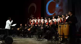 Türk'ün Türküsü Duygulandırdı