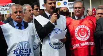 Adana'da PTT Çalışanları İş Bıraktı