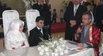 Başkan Köşker Personelinin Nikahını Kıydı