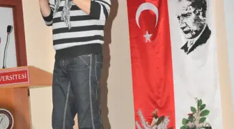 Oyuncu Cengiz Küçükayvaz, Üniversite Öğrencileri ile Biraraya Geldi