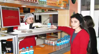 Bu Kantinde Para Geçmiyor