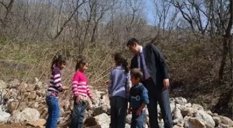 Kaymakam Sınır Köylerini Ziyaret Etti