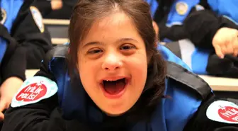 Sevgi Dolu Kalpleriyle Kötülüğü Kovacaklar