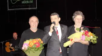 Şeşen Kardeşlerden Müzik Ziyafeti