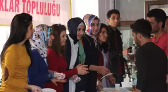 Öğrencilerden Yolbaşı İlkokulu Yararına Kermes