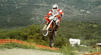 Türkiye Enduro Şampiyonası'nda Düşe Kalka Mücadele Ettiler