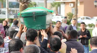 Hatay'da Kazada Hayatını Kaybeden Öğrenci Toprağa Verildi