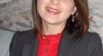 Edremit AK Parti Kadın Kolları Başkanı Görevinden İstifa Etti