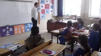 İlkokul Öğrencilerine Doktorluk Mesleği Tanıtıldı