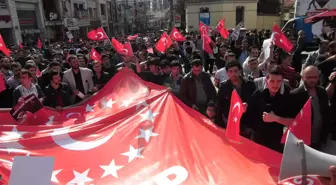 Taksim'de 'Bağımsız Türkiye' Yürüyüşü