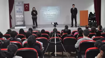 '10 Şahsiyet 10 Değer Projesi' Sunumu Yapıldı