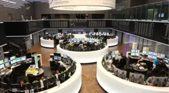 Ecb Kararı Öncesi Avrupa Yön Arıyor