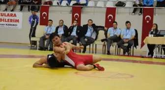 Üniversiteler Türkiye Güreş Şampiyonası Başladı