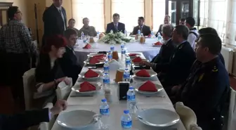 Emniyet ve Basın Mensupları Kahvaltıda Buluştu