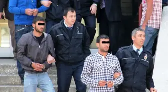 Hırsızlar, Güvenlik Kamerası Sayesinde Yakalandı