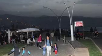 Başkan Gümrükçüoğlu'ndan Gelin ve Damada Sürpriz