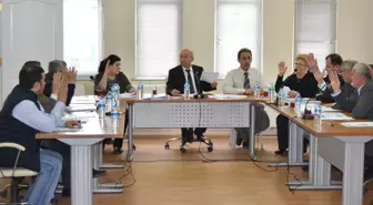 Belediye Meclisinde Komisyon Üyeliklerine Seçim Yapıldı
