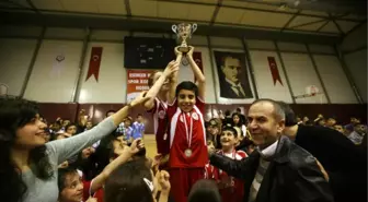 Eskimeyen Çocuk Oyunları Final Yaptı