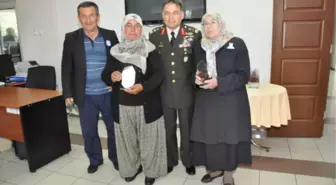 Emniyetten Şehit Polis Yakınlarına Yemek