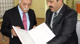 Yavuz Bülent Bakiler Belediye Meclisi'ne Konuk Oldu