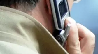 'Cep Telefonu İlaç Olsaydı Çoktan Yasaklanırdı'