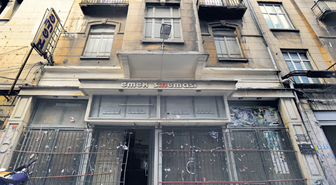 Eski Sinemalar Can Çekişiyor