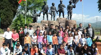 Aydın Belediyesi'nden Öğrencilere Tarih Gezisi