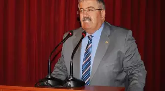 Nkü'de Kişisel Gelişim Semineri Verildi