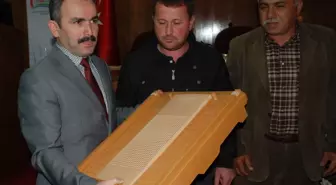 Arıcılara Polen Tuzağı Dağıtıldı