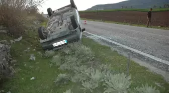 Selendi'de Trafik Kazası: 5 Yaralı