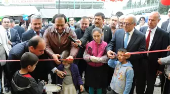 Tarsus'ta Fakir Öğrenciler Yararına Kermes