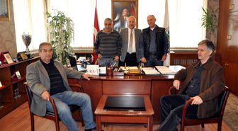 Eski Futbolculardan Başkan Akdemir'e Ziyaret