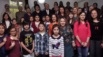 Fethi Yaşar Polifonik Koroyu Dinledi