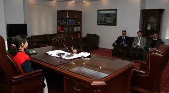 Temsili Kaymakam Oldu, Okulun Sorunlarını Dile Getirdi