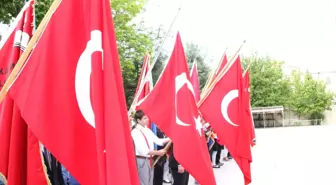 23 Nisan Kutlamasında Türkçe Kürtçe Tiyatro Oyunu