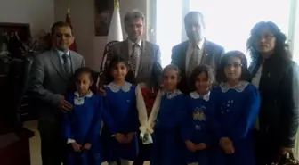 Başkan Şevkan, Koltuğunu Öğrencilere Bıraktı