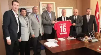 Hentbol Federasyon Başkanı Bursa'da