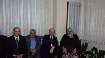 Bakan Erdoğan Bayraktar'dan Şehit Ailesine Ziyaret