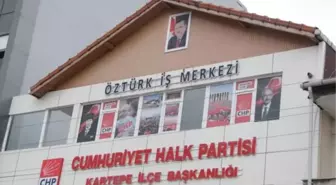 AK Parti'de Poster İstifası