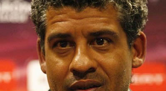 Rijkaard Türkiye'ye Dönebilir
