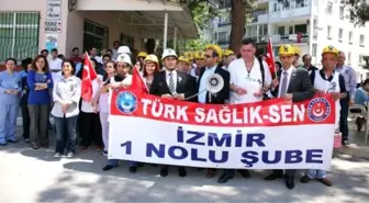 Sağlıkta Şiddete Baretli Protesto