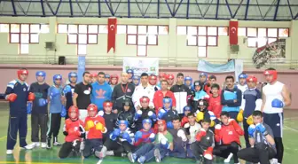 Yıldız Milli Boks Takımı Erzurum'da Kampa Girdi